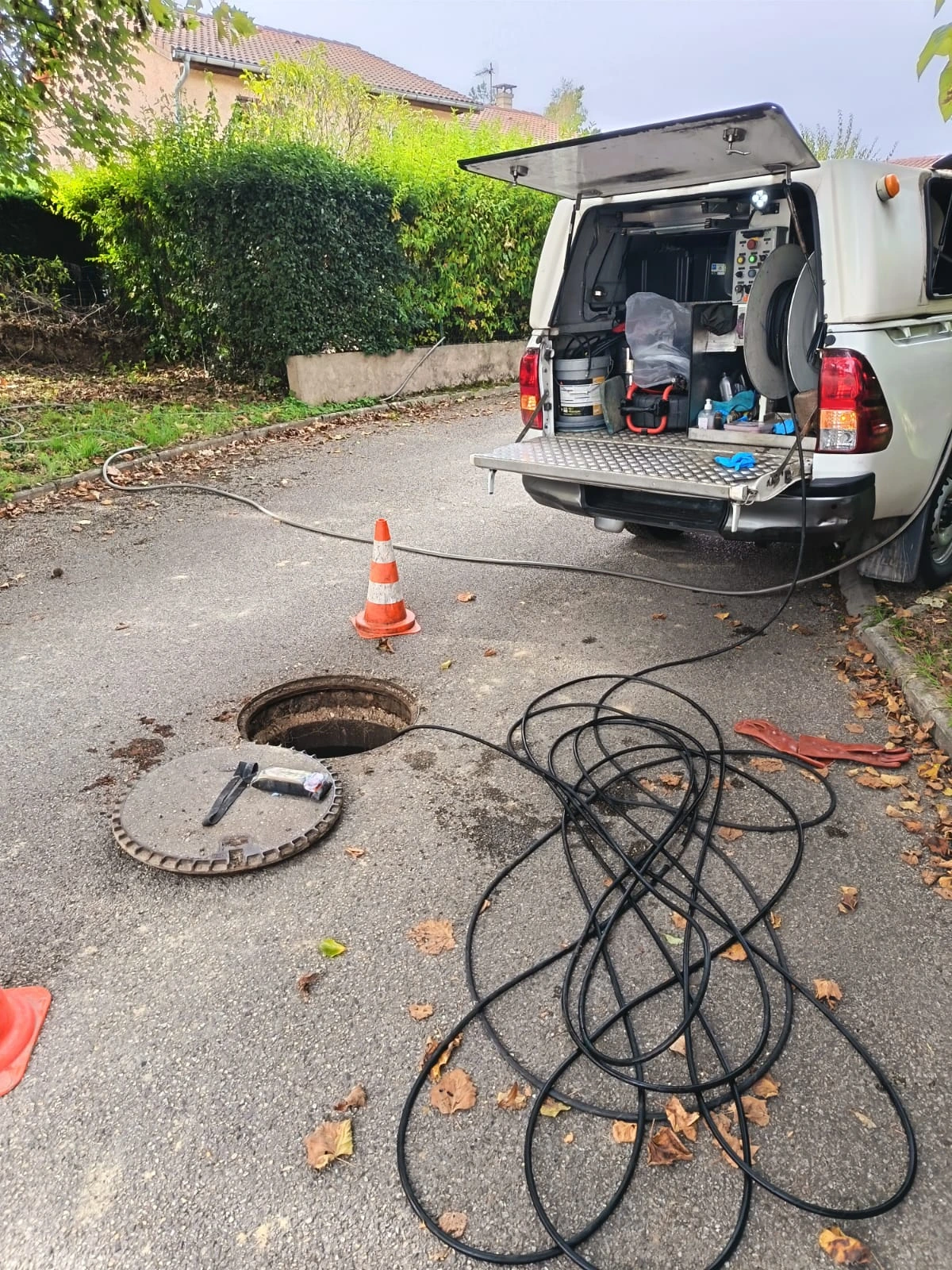 Véhicule hydrocureur All Débouchage prêt à intervenir